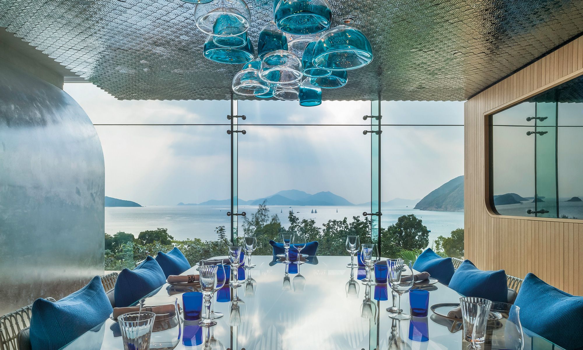 Where to find the best place to have a private party room in Hong Kong?