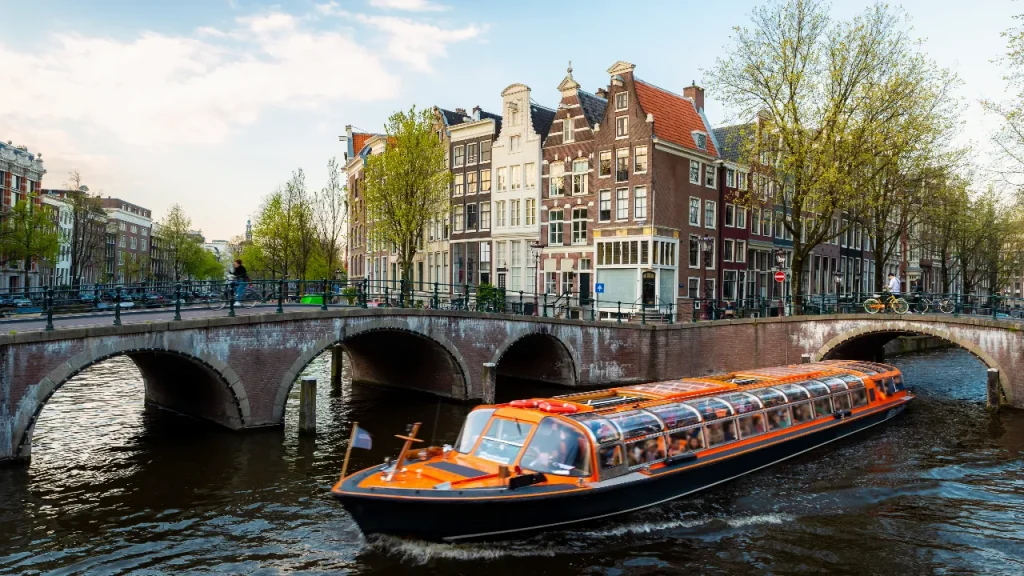Amsterdam Canal Cruise
